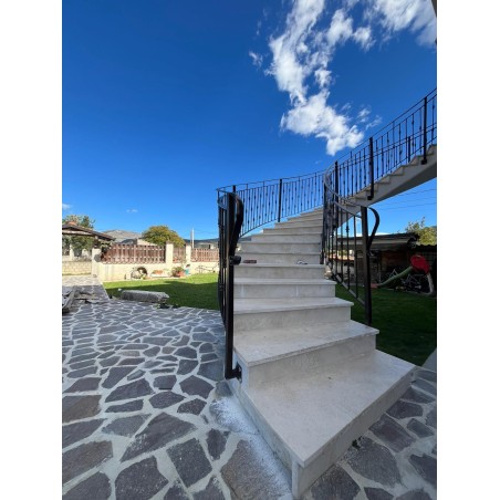 Moduli ringhiera rettilinei e curvi per scale e terrazzi